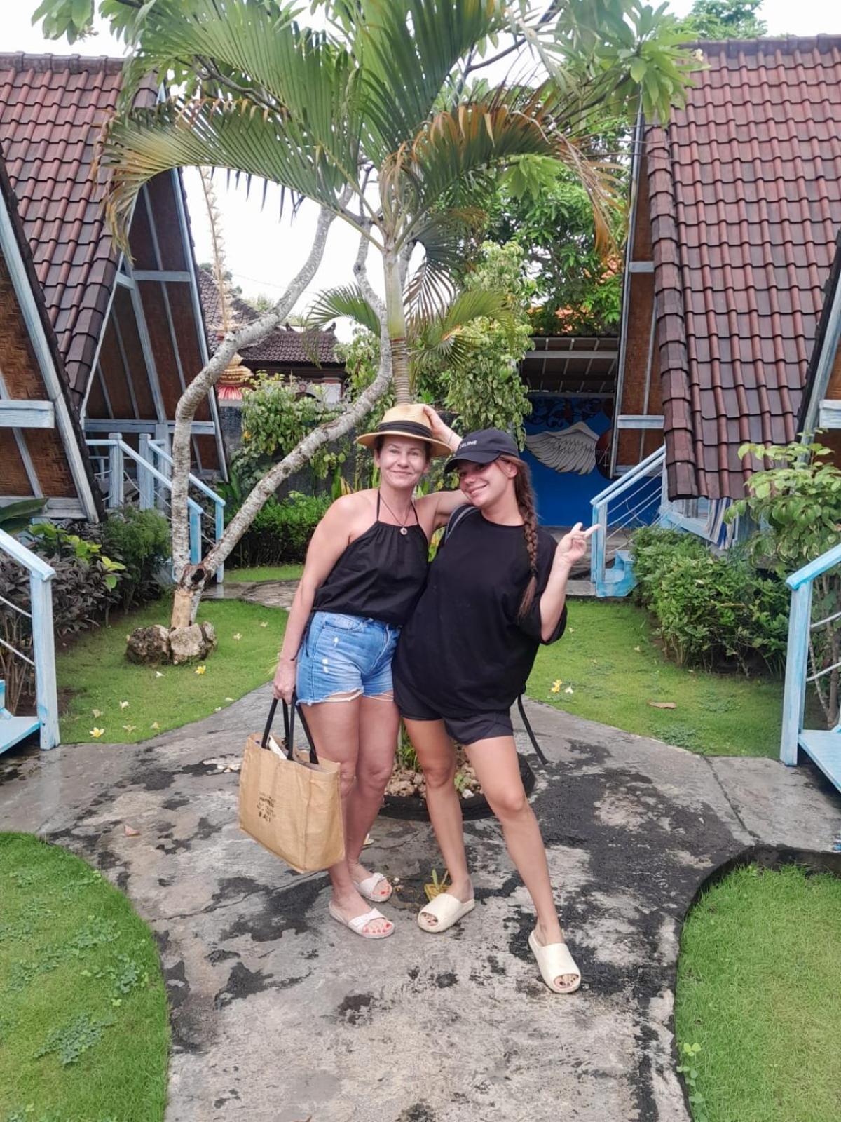 Villa D'Yuki Huts Lembongan à Nusa Lembongan Extérieur photo