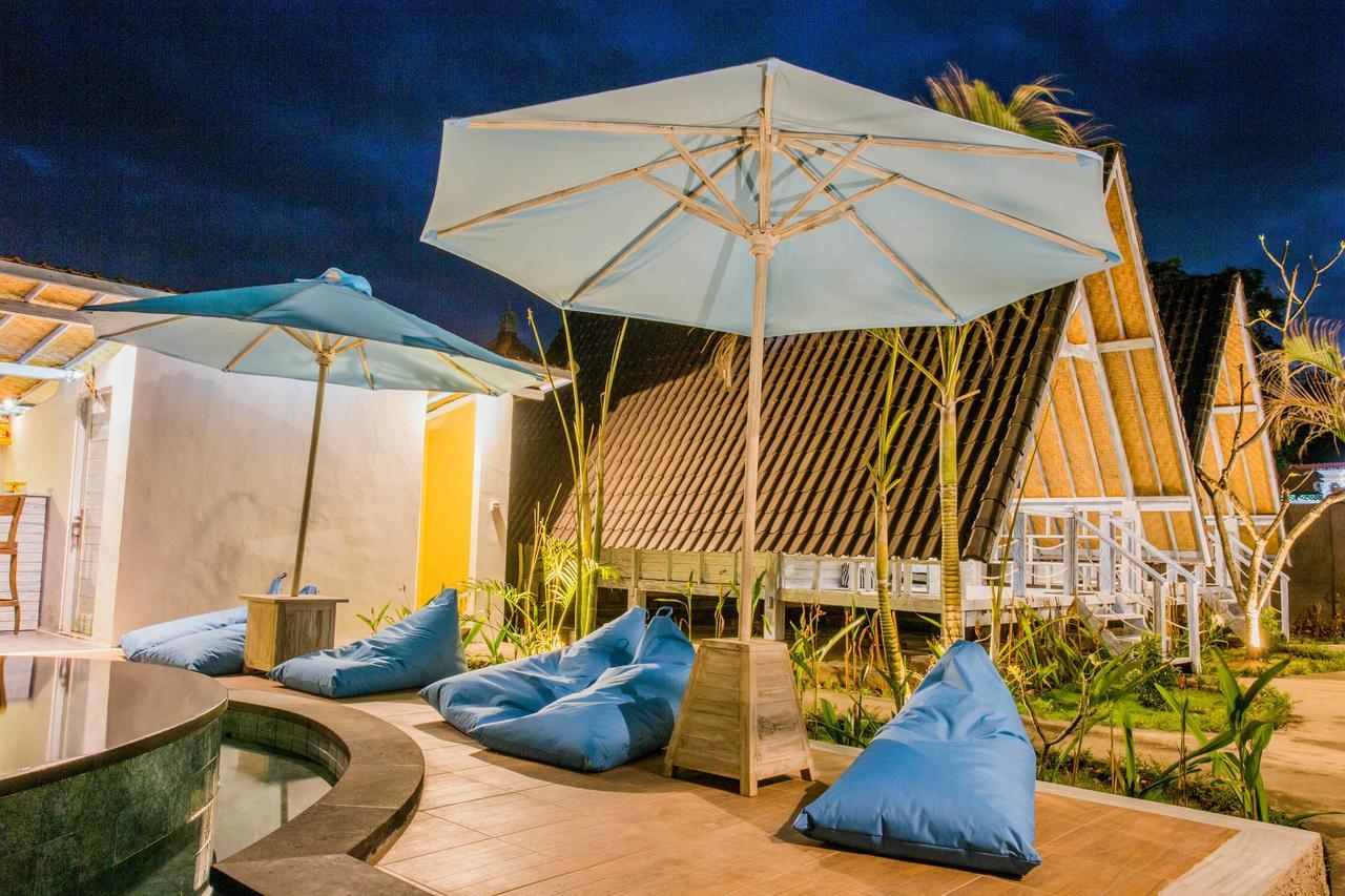 Villa D'Yuki Huts Lembongan à Nusa Lembongan Extérieur photo