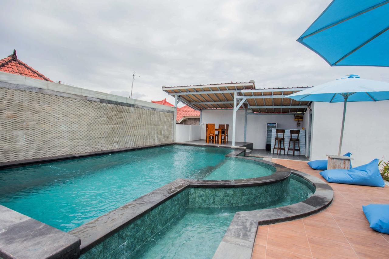 Villa D'Yuki Huts Lembongan à Nusa Lembongan Extérieur photo