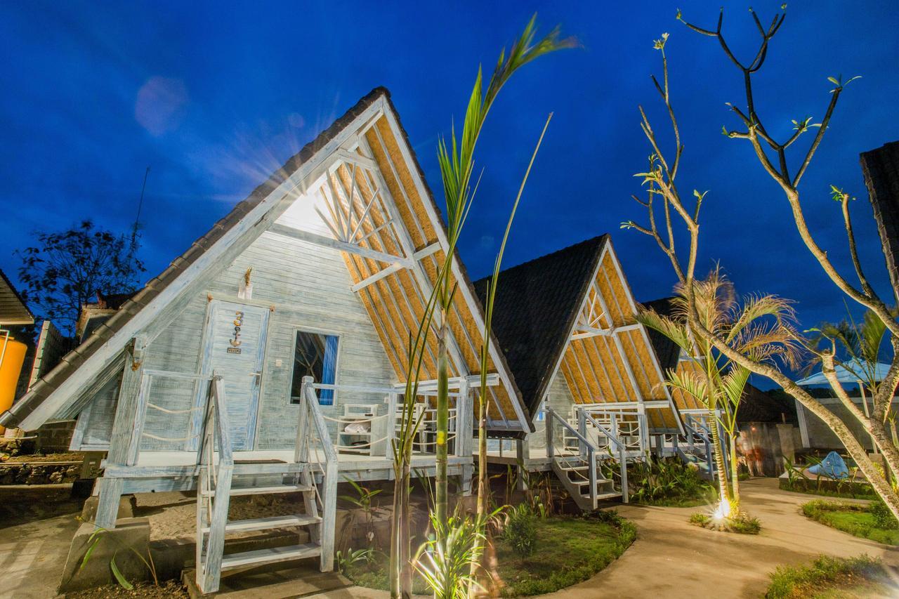Villa D'Yuki Huts Lembongan à Nusa Lembongan Extérieur photo